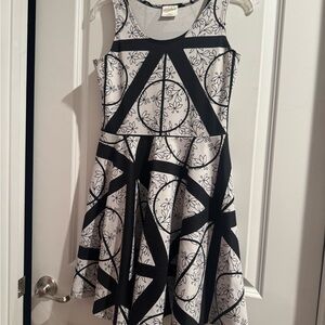 Black and White Geometric Pattern Dress